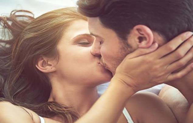 Read more about the article The Pressed Kiss with call girl in the Kama Sutra