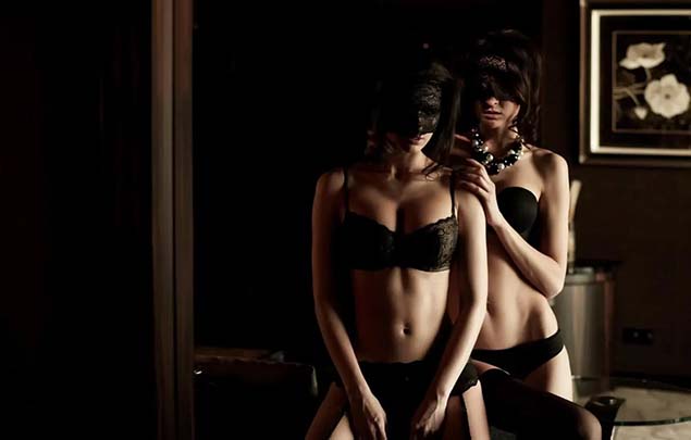 You are currently viewing Tongue Insertion in Kamasutra with call girl in aerocity